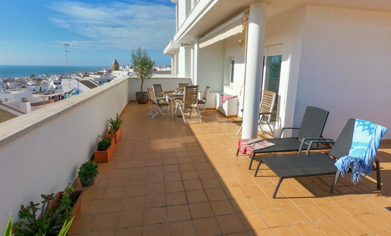 Terraza Trafalgar Apartamento Tipo Penthouse Con Enorme Terraza Y Vistas Al Mar Conil De La Frontera Esterno foto